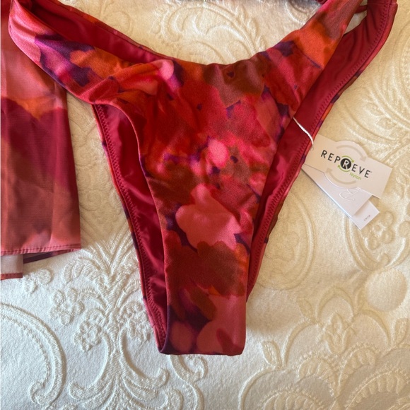 Revolve Red Bikini Set - Picture 5 of 8